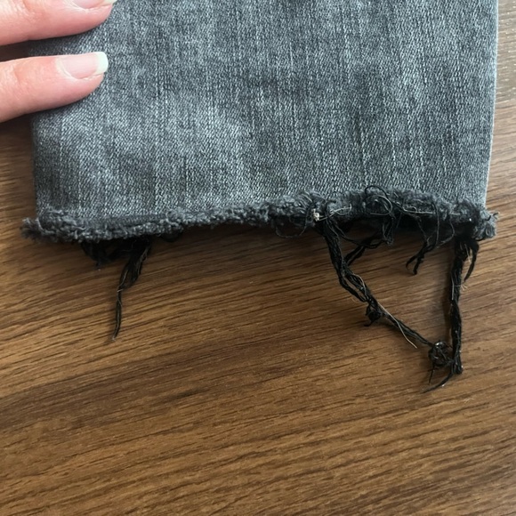 FREE A & F Black Curve Love High Rise Super Skinny Ankle Denim/Jeans - Picture 11 of 11